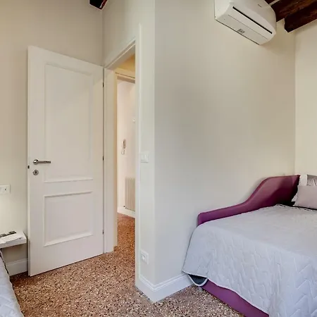 Rugabella Rialto Deluxe By Wonderful Italy Venice