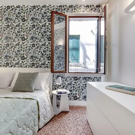 Rugabella Rialto Deluxe By Wonderful Italy *